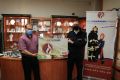 Uhrmacher und Juwelier Musculus aus Lübben unterstützt das Projekt der Feuerwehr PartnerCARD des KFVLDS