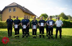 Abnahme des feuerwehrtechnischen Teil des Leistungsabzeichen FwDV3 in Bronze